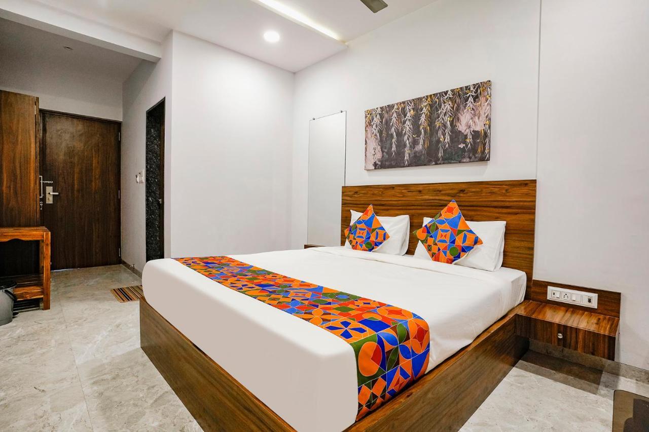 Fabhotel Swaraj Shirgaon  Екстер'єр фото