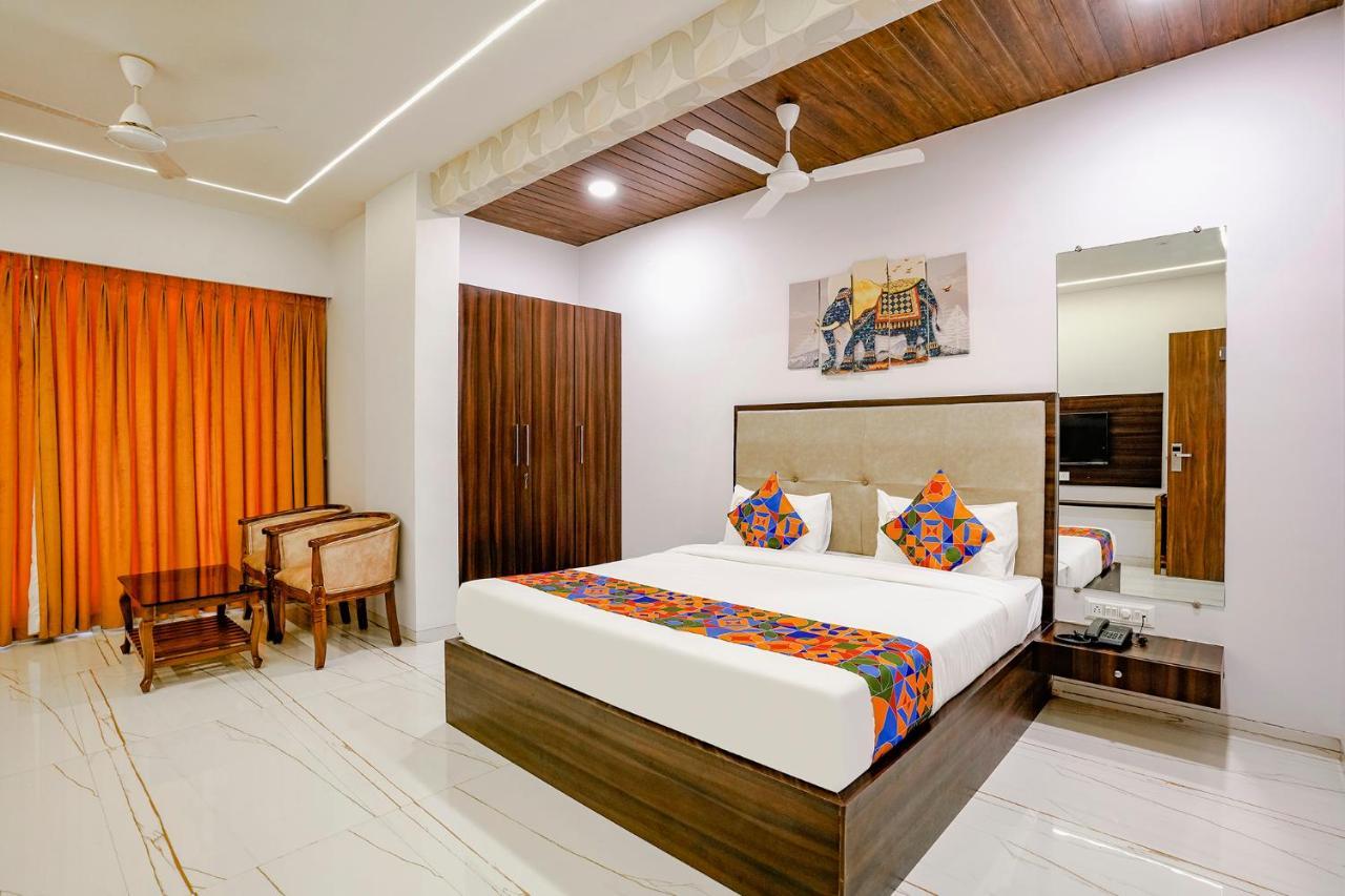 Fabhotel Swaraj Shirgaon  Екстер'єр фото